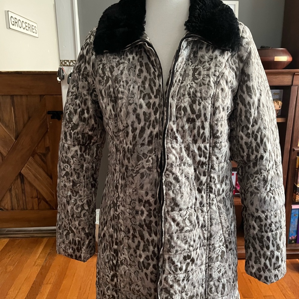 Dennis Basso coat xs
